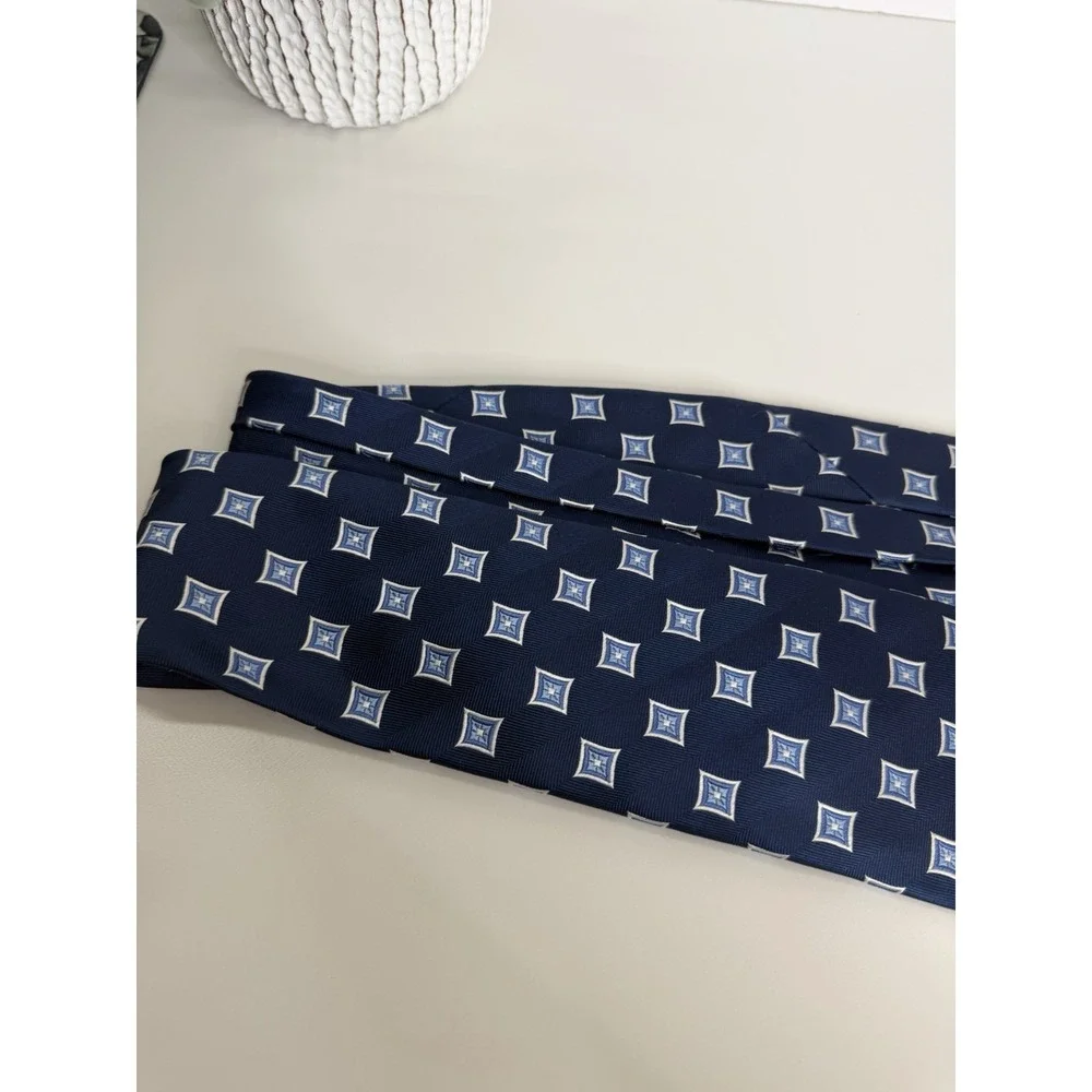 Jos. A. Bank Executive Silk Necktie Navy 3 3/8